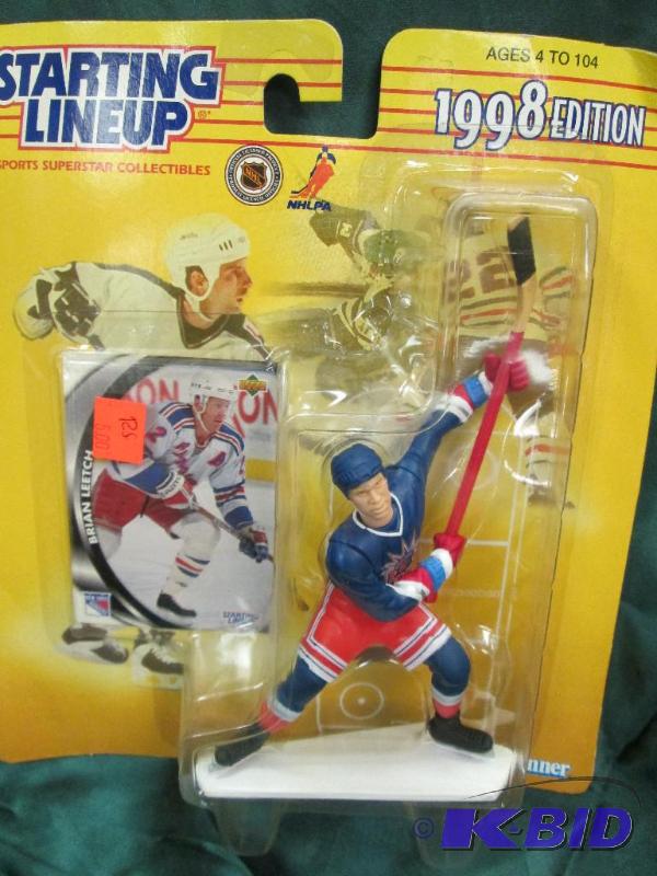 lot 5 image: Starting lineup sports superstar collectibles...