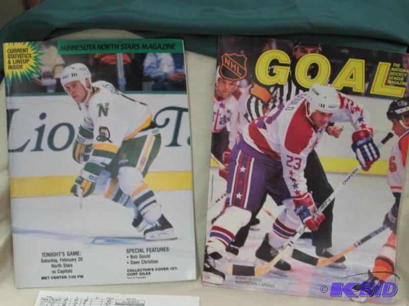 lot 94 image: Minnesota North Stars Magazine collectors co...
