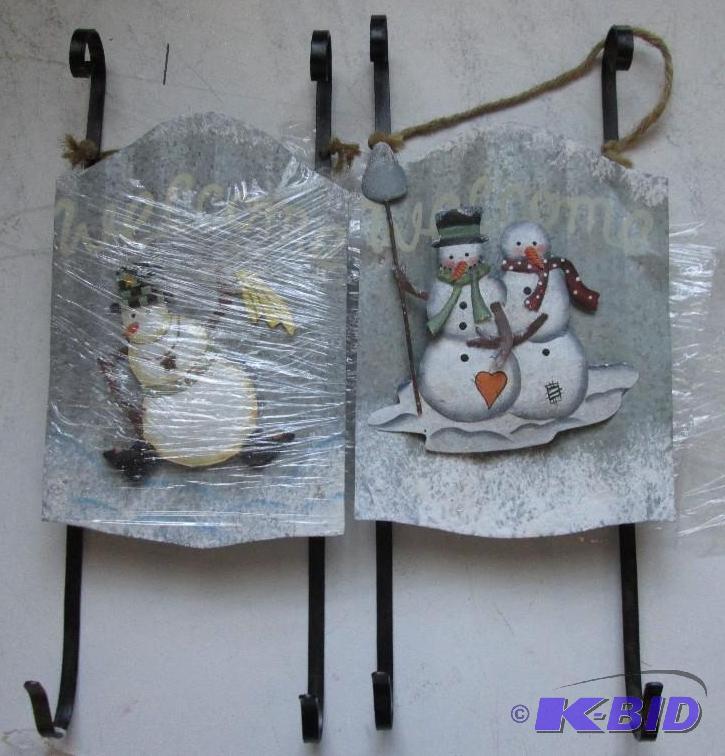 2 metal sleigh hangers...