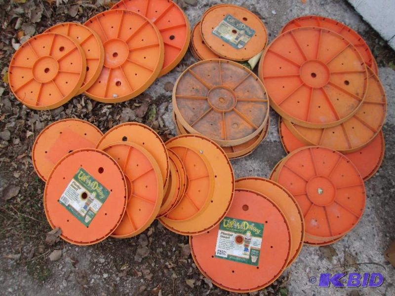 Lot of assorted size &quotUps A Daisy&quot ...