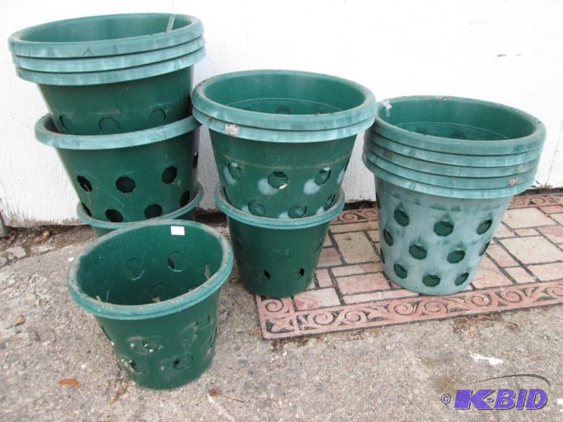 Lot of planters with openings on the side....