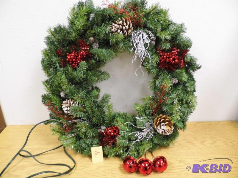 24 Lighted Wreath