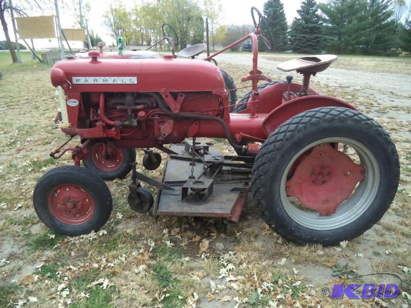 Farmall Cub