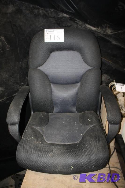 lot 116 image: Office Chair Disassembled.
