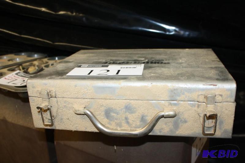lot 121 image: Power Tool Case