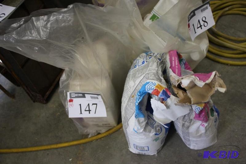 lot 147 image: Miscellaneous Bags of Construction Materials