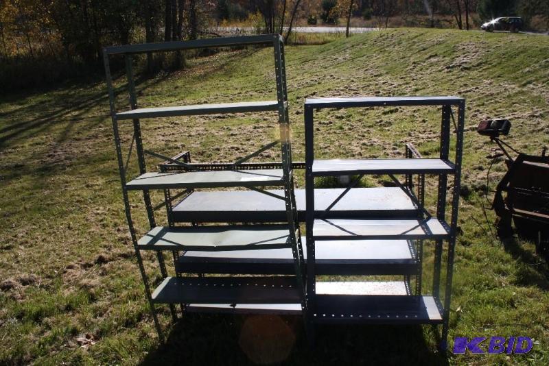 lot 16 image: Metal Shelving Units