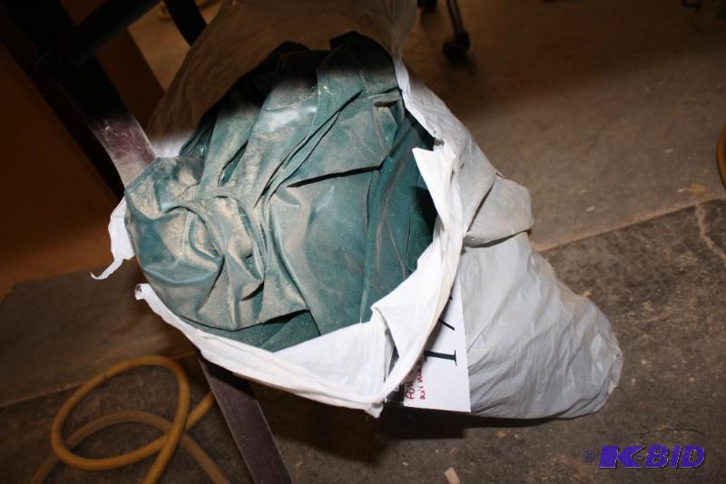 lot 177 image: Bag Containing Full-Sized Air Mattress