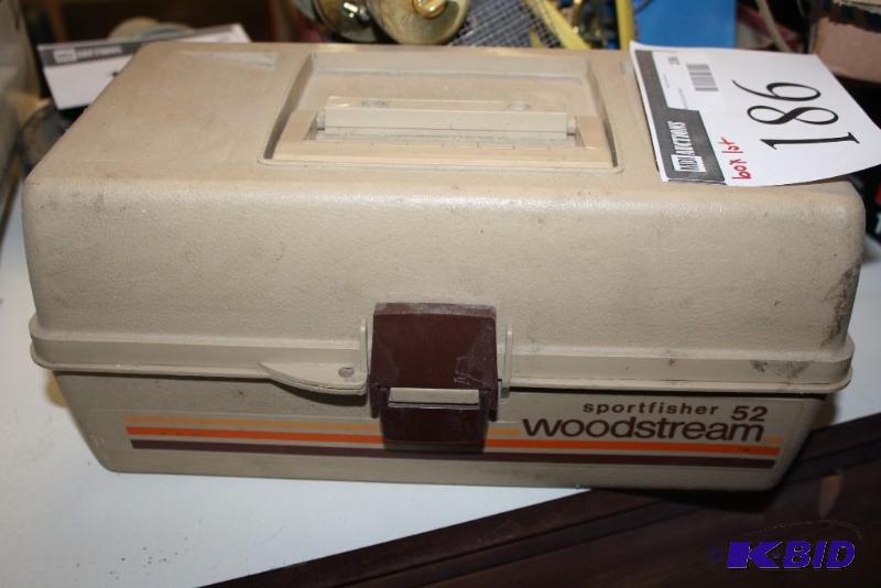 lot 186 image: Woodstream Sportfisher 152 Tackle Box