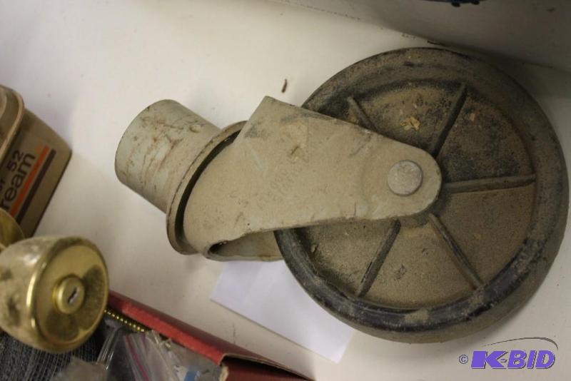 lot 189 image: Mountable Wheel