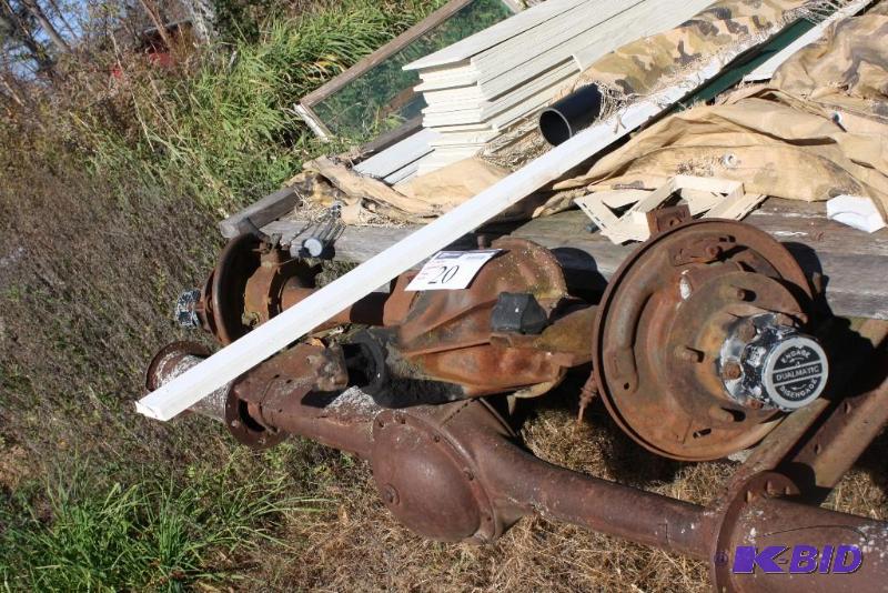 lot 20 image: 1969 Jeepster Commando Front Axle