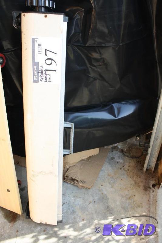 lot 203 image: CollapsiblePortable Clothes Line
