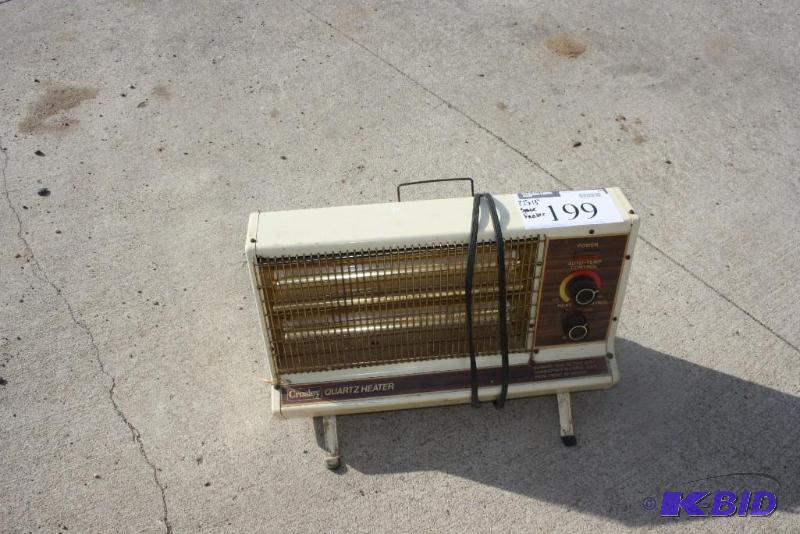 lot 205 image: Crosley Quartz Space Heater