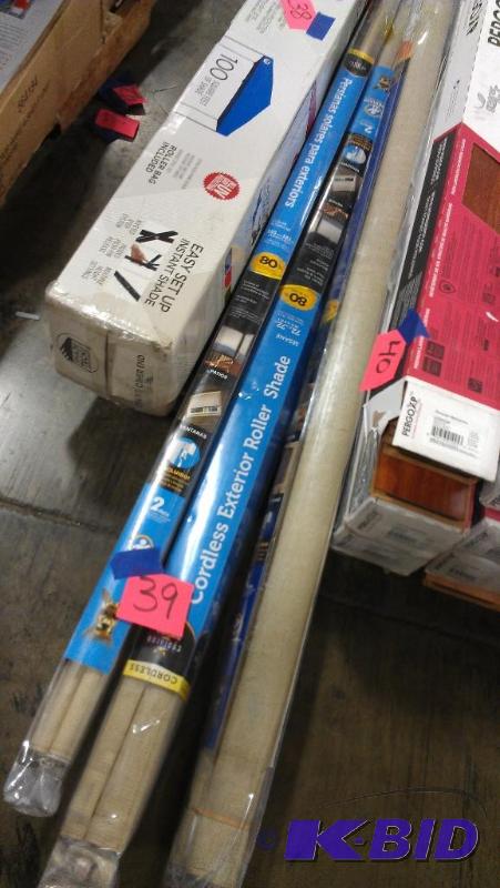 lot 39 image: Cordless Exterior Roller Blinds, 3, 72in x 72...