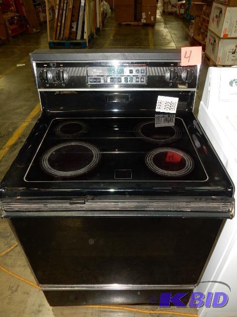 lot 4 image: Whirlpool, Clean top Electronic Range. This h...