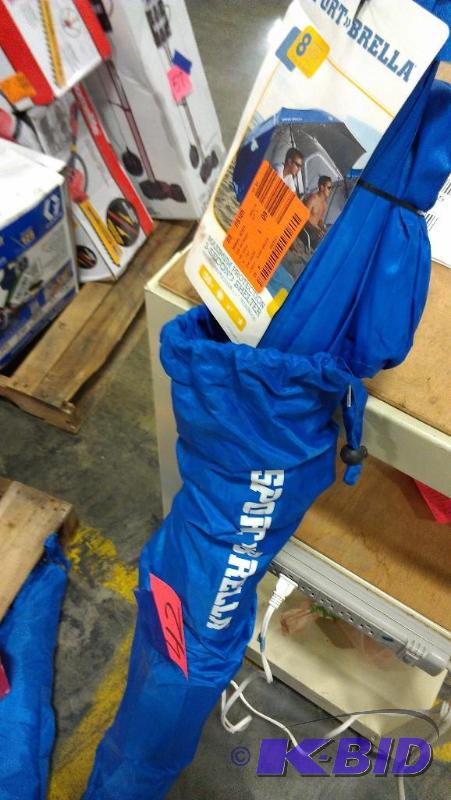 lot 42 image: Sport-Brella 3-second Shelter. 8 feet wide. V...