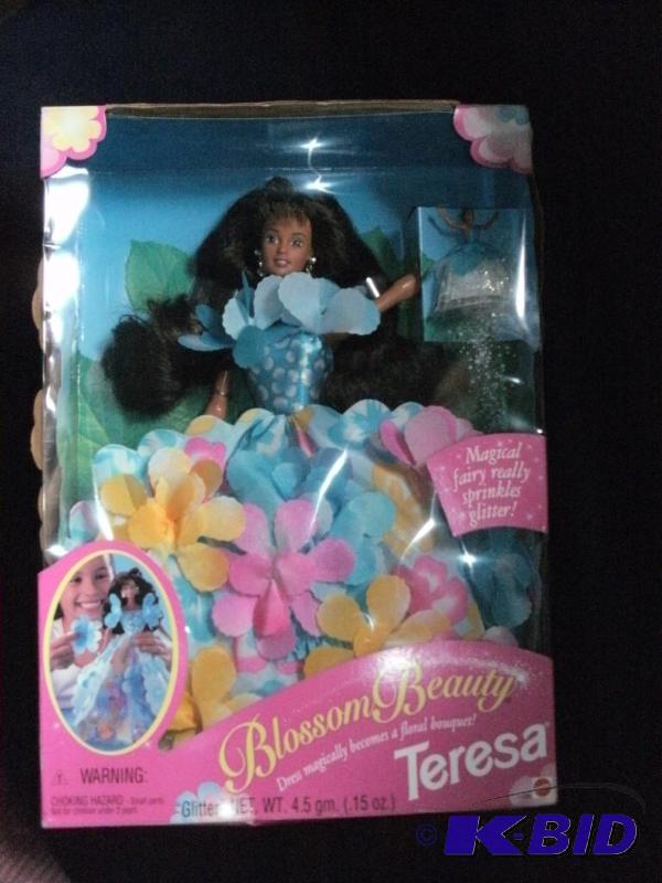 Blossom Beauty &quotTeresa&quot Barbie. Com...