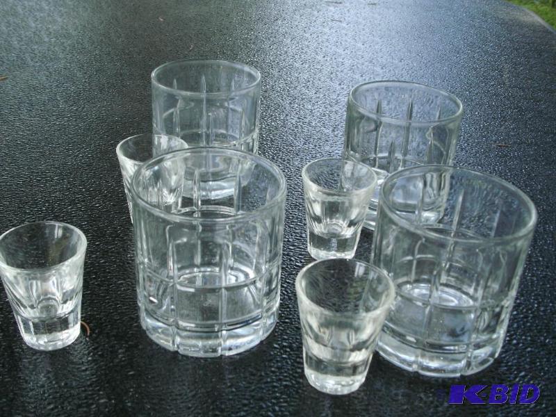 4 quality tumblers and 4 shot glasses...