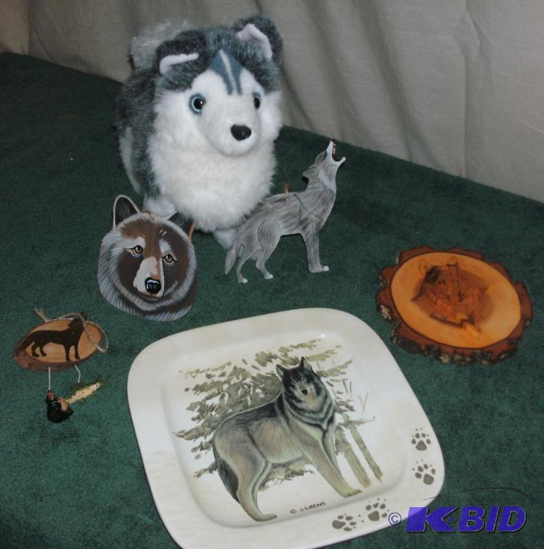 Wolf assortment 1st a plate w wolf picture ...