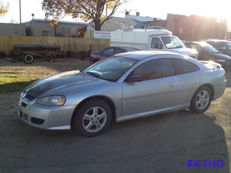 lot 2 image: 2004 Dodge Stratus 2 Dr. Coupe