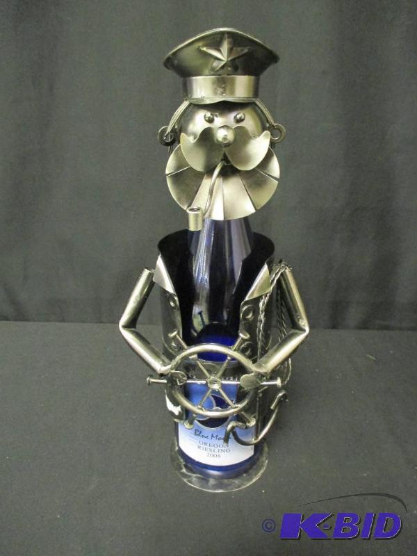Captain Wine holder
