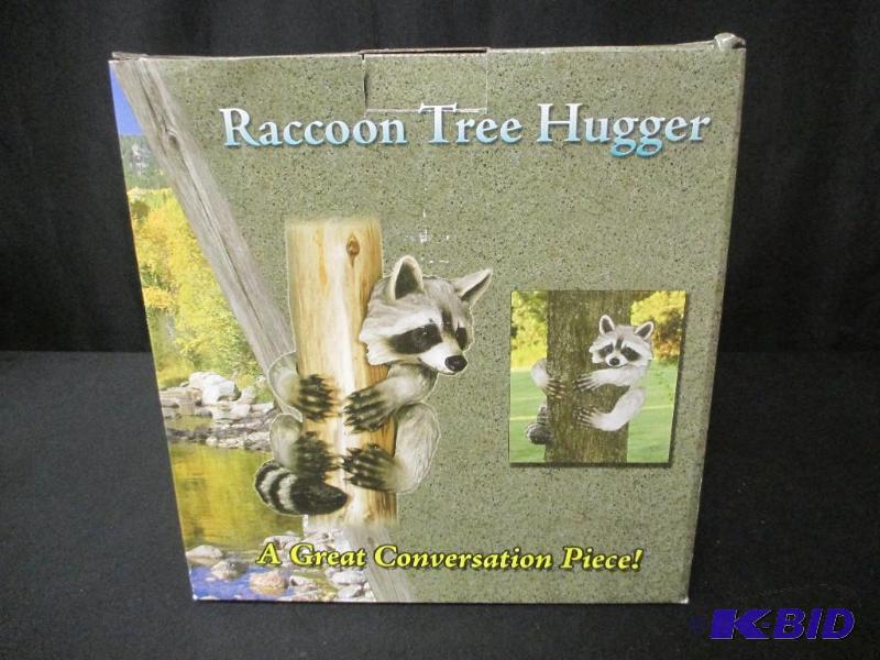New in Box Raccoon tree Hugger