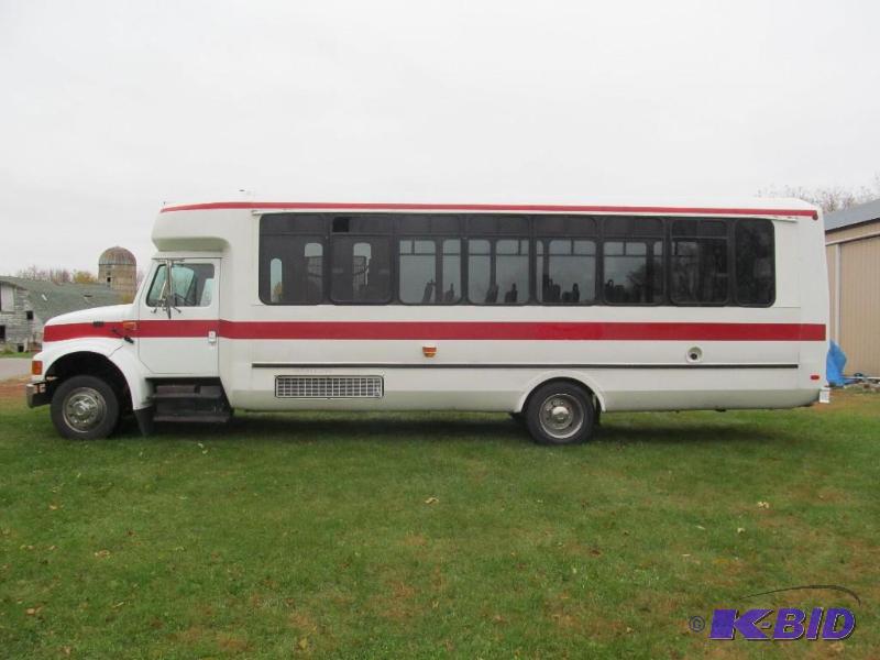 2001 International Bus