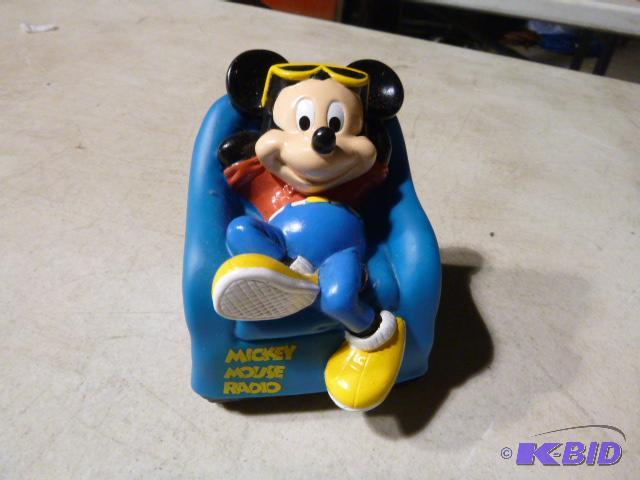lot 104 image: Mickey Mouse AM Radio Tested and works....
