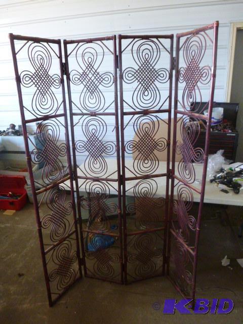 lot 157 image: Room Divider...
