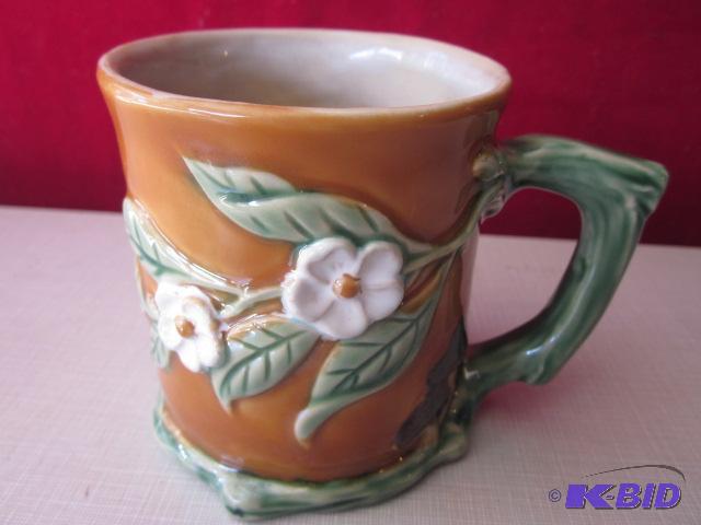 lot 123 image: Collectible Majolica coffee mug, no chips or ...