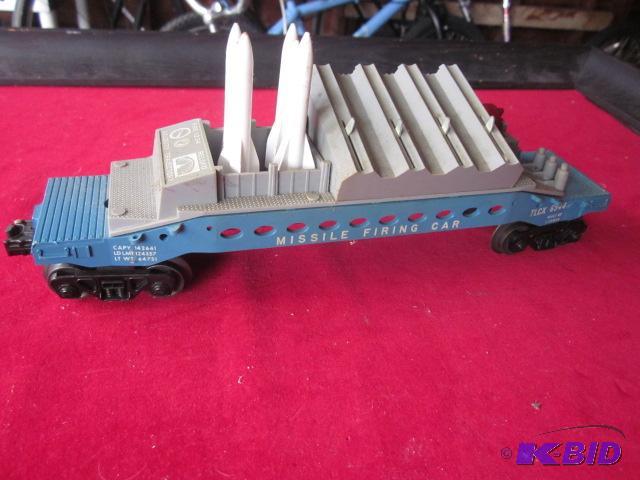lot 24 image: Antique Lionel Train