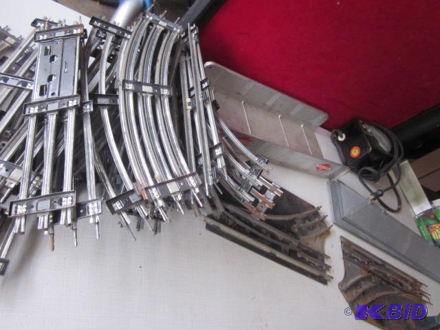 lot 35 image: Lot of Marx accessories including, transforme...