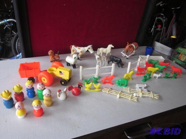 lot 37 image: Large lot of Fisher Price farm animals, littl...