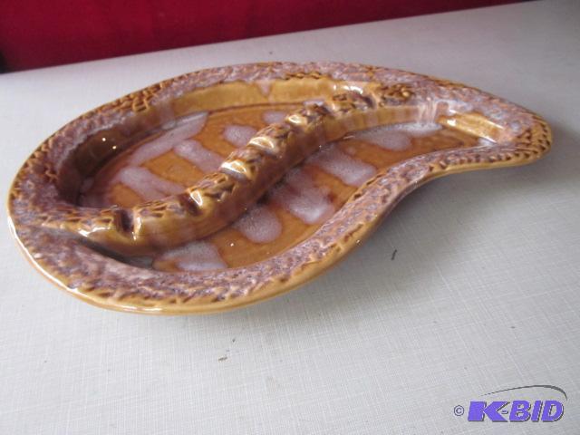 lot 41 image: Mid Century ash tray, no chips....