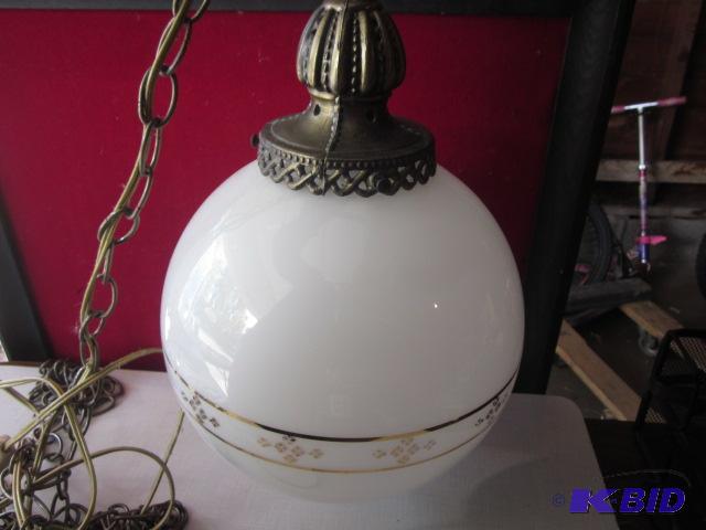 lot 88 image: Vintage Lighting