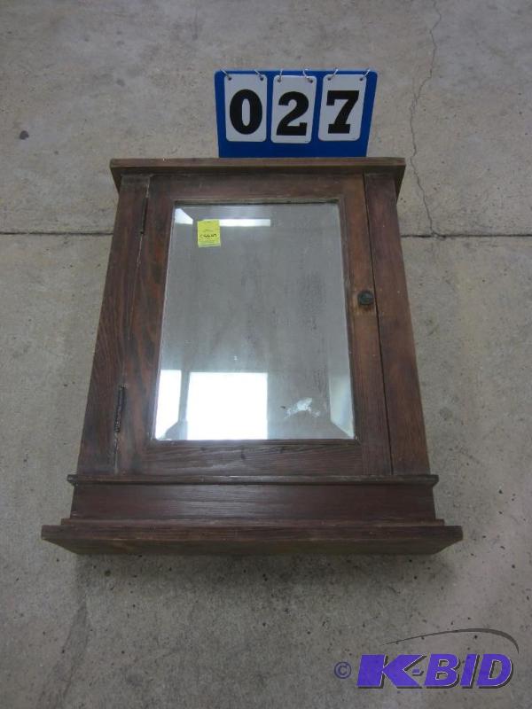 lot 27 image: Antique Medicine Cabinet w Mirror