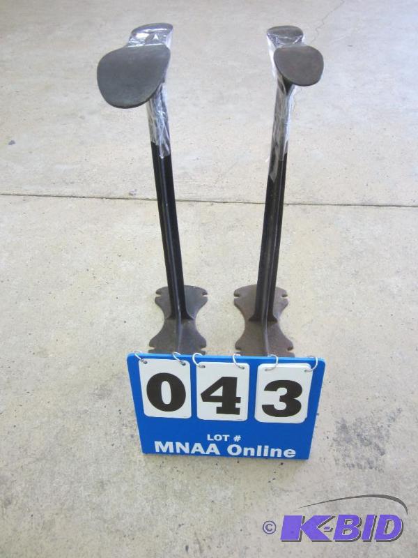 lot 43 image: Antique Cast Iron Cobbler Shoe Stands & 9 Forms