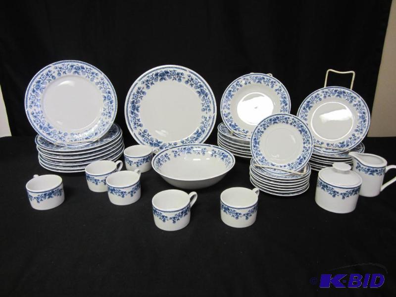 lot 73 image: 56 Piece Farberware Blue Chintz Dinnerware Set