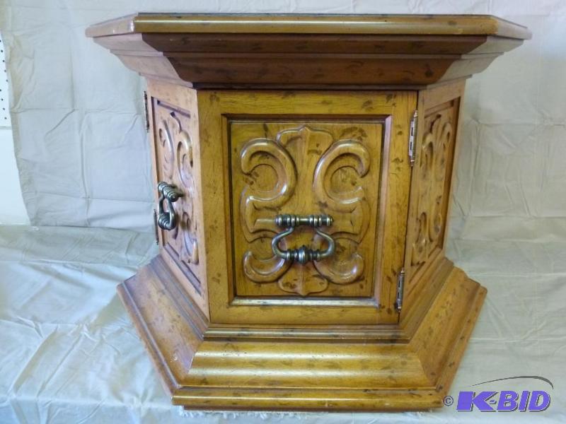 lot 105 image: Nice solid wood six dimensional end table cab...