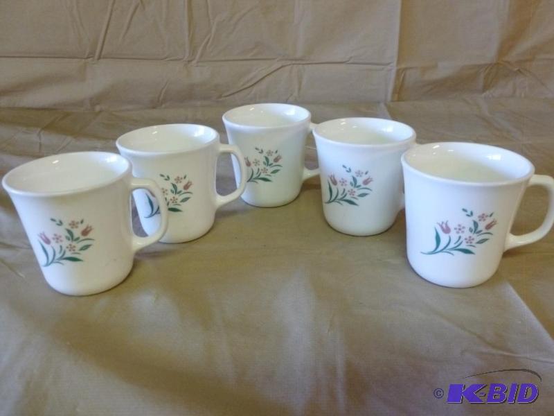 lot 107 image: Lot of five Corning Ware floral design coffee...