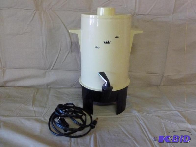 lot 119 image: Poly Perk 20 cup peculator coffee pot, good c...