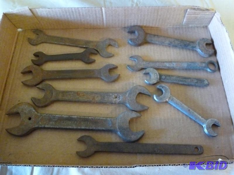 lot 126 image: Lot of ten vintage wrenches....