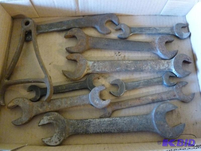 lot 127 image: Lot of nine vintage wrenches....