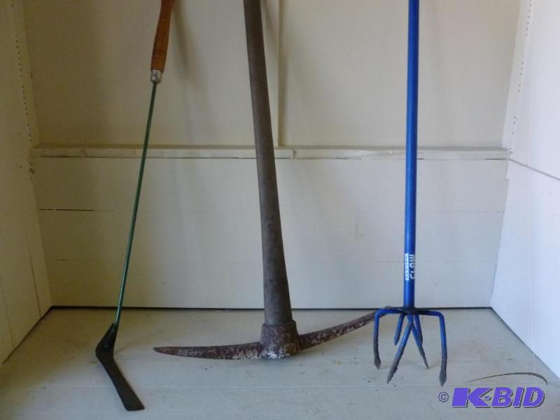 lot 190 image: This lot consists of a large pick ax, Garden ...