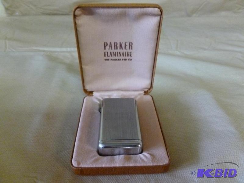 lot 21 image: Vintage Parker Pen Co. - Parker Flaminaire li...