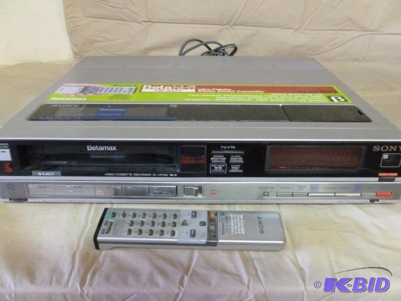 lot 90 image: Sony Betamax VHS recorder with remote model S...