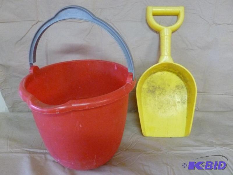 lot 96 image: Large kids heavy gage plastic pail and shovel...