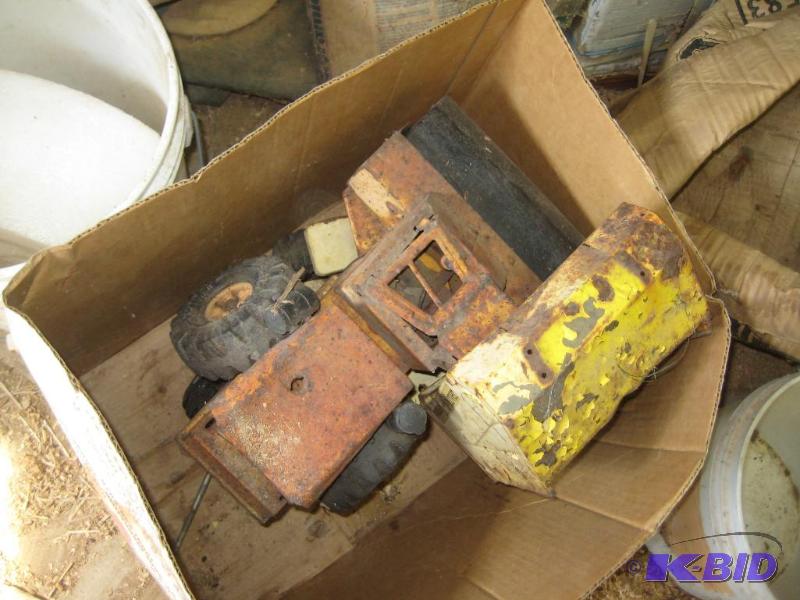lot 23 image: Tonka Truck Parts