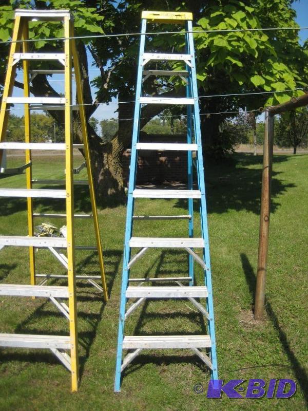 lot 38 image: Assortment of Ladders