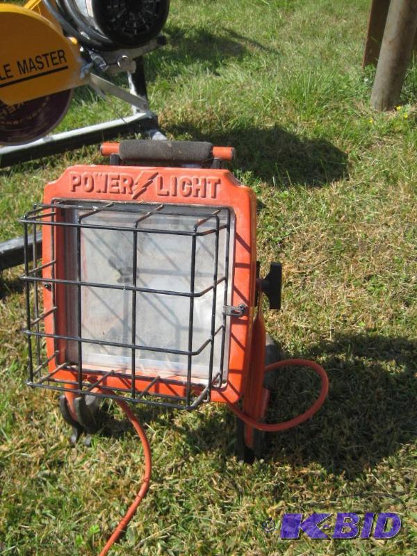lot 64 image: Power Light Portable Light